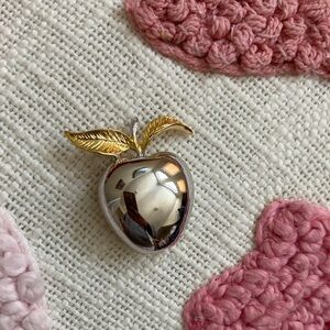 🆕 Silver Apple Brooch with Gold Leaves